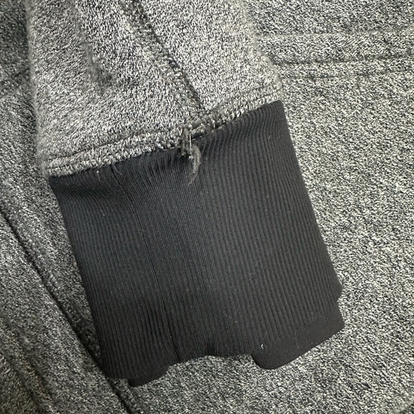 Lululemon size 8 Gray Women's Hooded Jacket - Picture 6 of 9